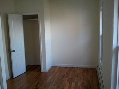 Right Bedroom