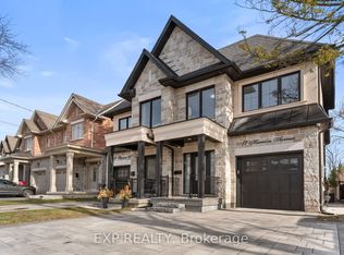 17 Harrison Ave, Mississauga, ON L5H2N8