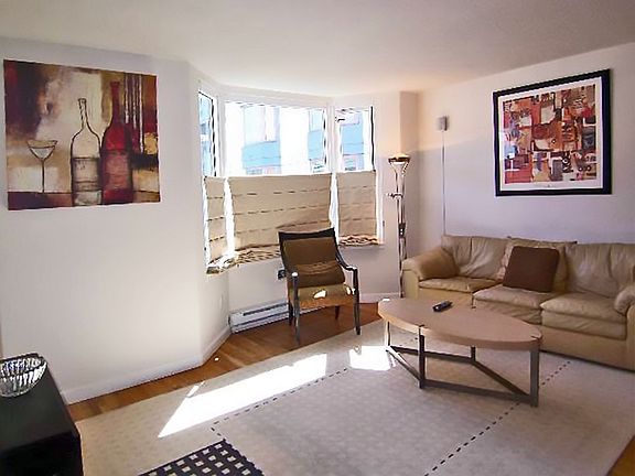 4th image of 201 Harrison St APT 709
