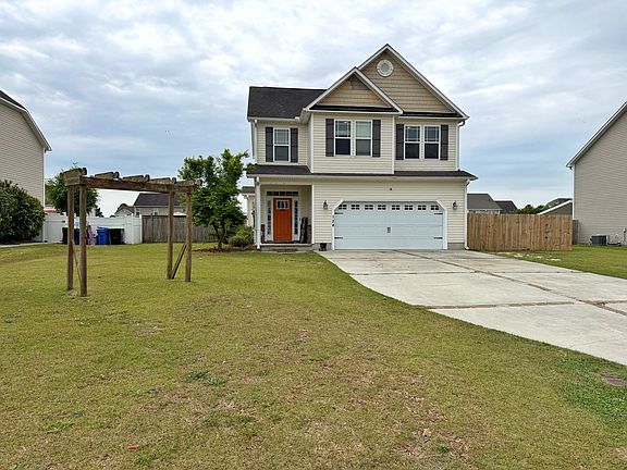 5th image of 124 Landover Dr