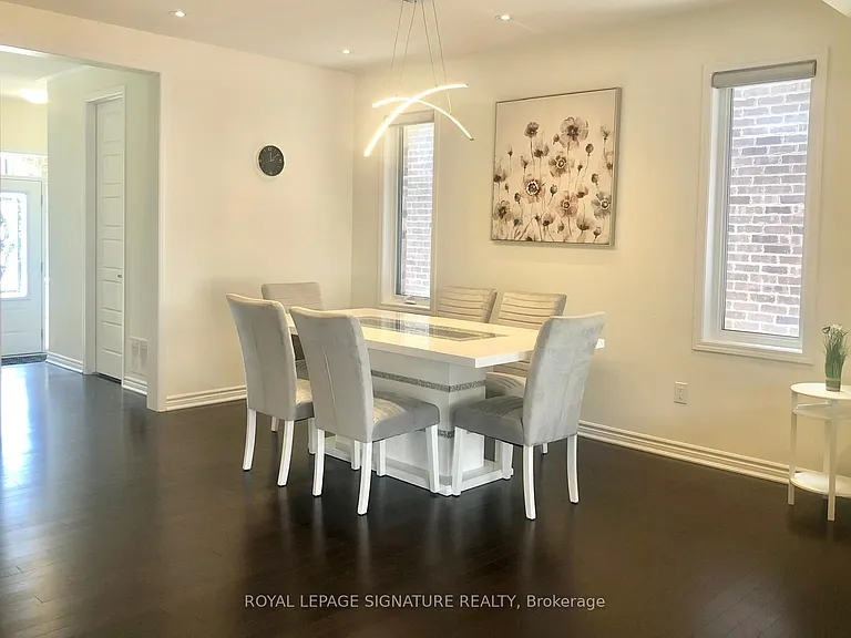 953 Logan Dr — Photo 17