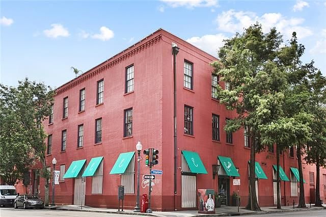1st image of 330 Julia St #516