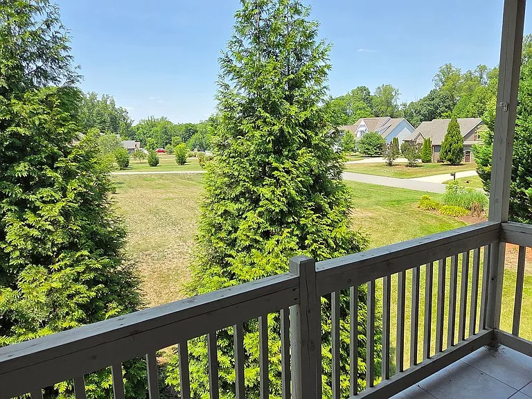 560 Lissara Lodge Dr — Photo 37