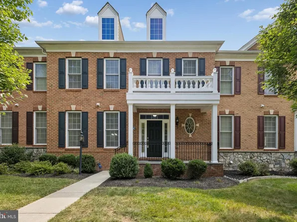 23246 Evergreen Ridge Dr, Ashburn, VA 20148
