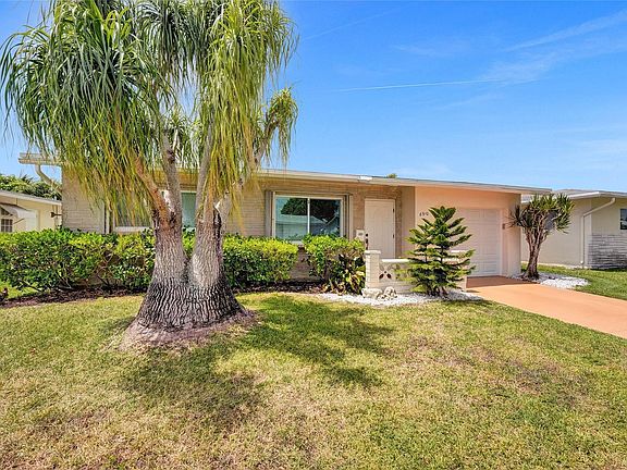 3rd image of 6910 NW 14th Place
