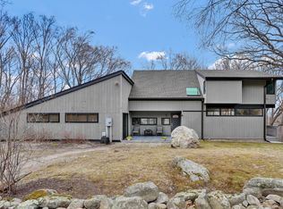 306 Hart St, Bristol, CT 06010