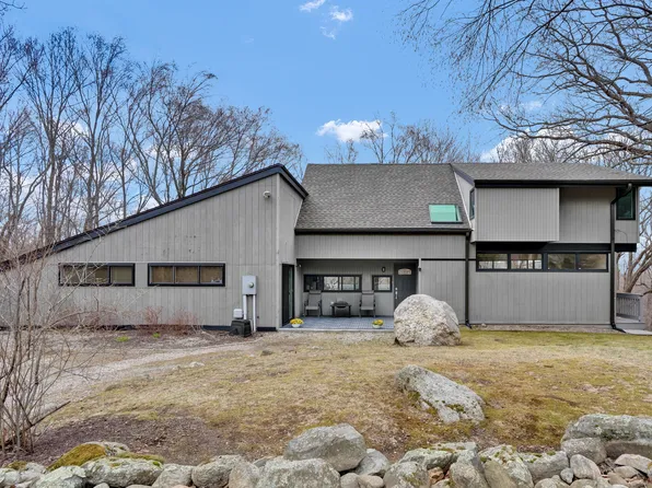 306 Hart Street, Bristol, CT 06010