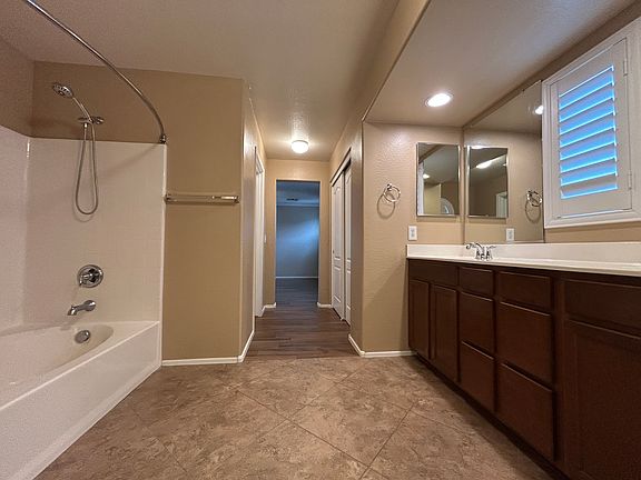5th image of 2251 S Ponderosa Dr