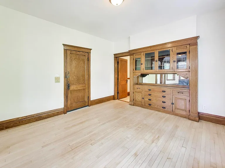 858 N Wolcott Ave #2 — Photo 5
