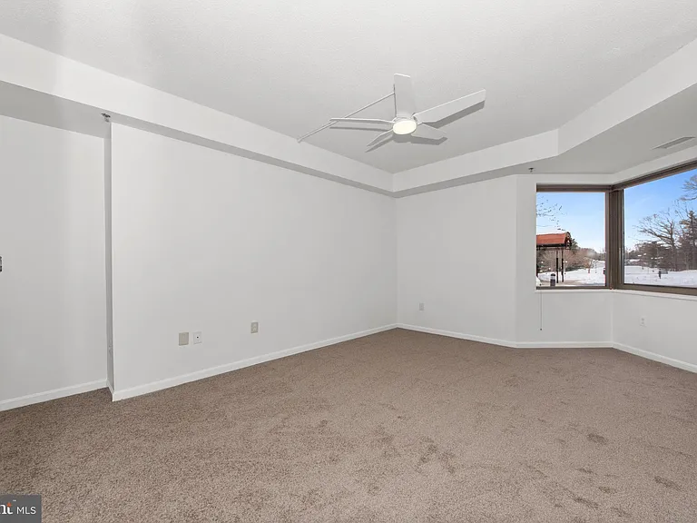 940 Astern Way #102A — Photo 22