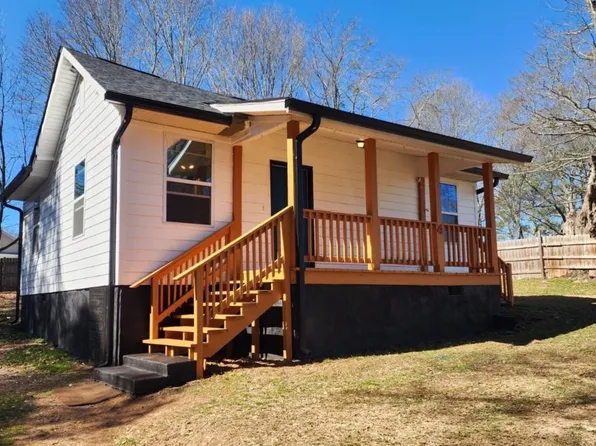 4 Arnco 2nd St, Newnan, GA 30263