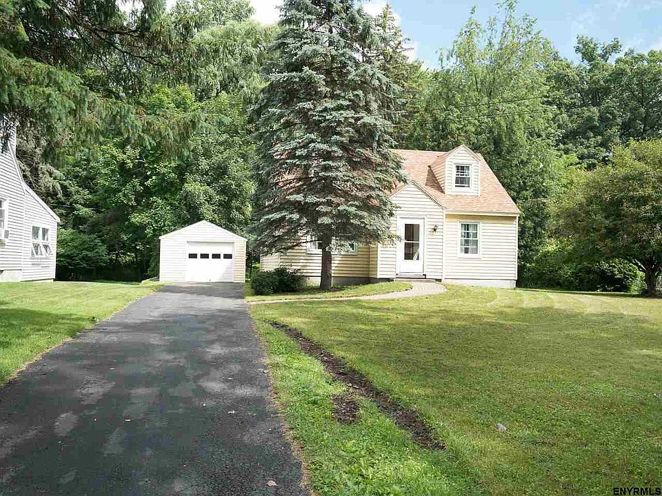 1st image of 29 Herber Ave