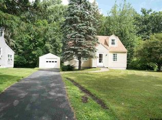 29 Herber Ave, Delmar, NY 12054