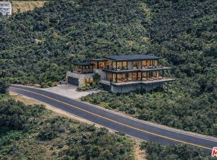 55607 Greenwich Rd, Glendale, CA