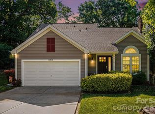12213 Woodside Falls Rd, Pineville, NC 28134