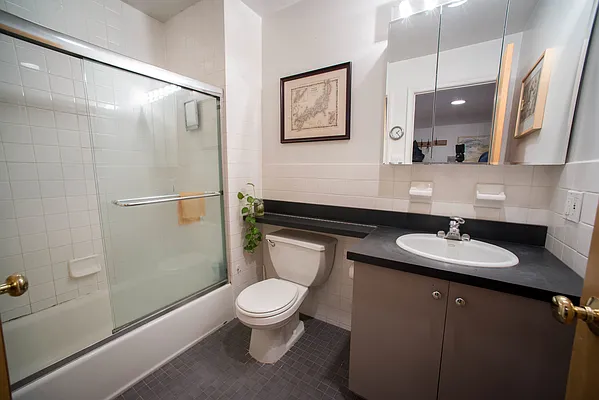 Rented by Compass | media 30