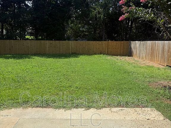 4th image of 210 Morell Dr