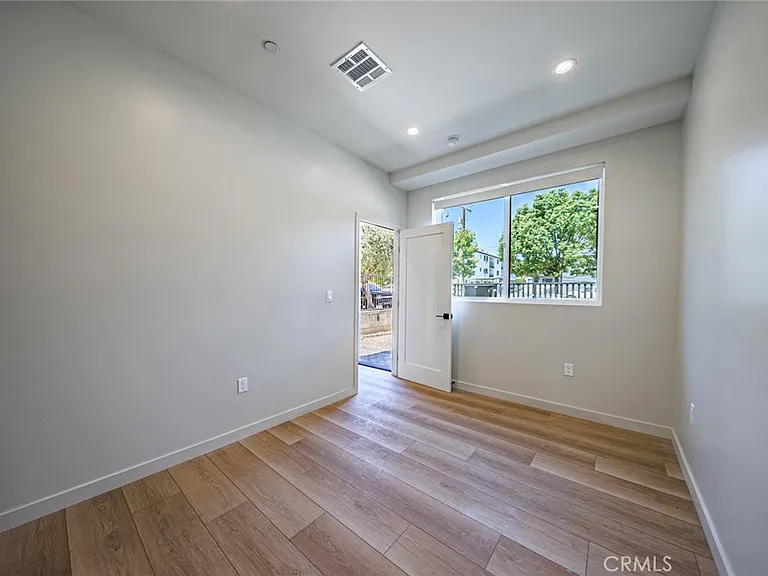 6094 La Prada St — Photo 6