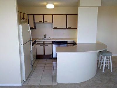 3rd image of 2754 N Hampden Ct #13