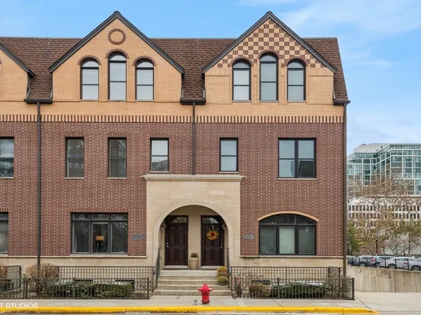 174 N Marion St, Oak Park, IL 60301