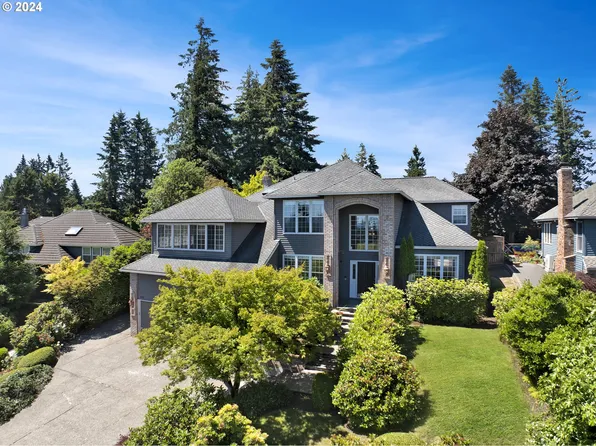 1322 Stonehaven Dr, West Linn, OR 97068