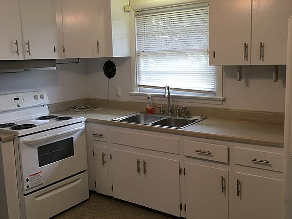 5th image of 2207 Bailey Dr