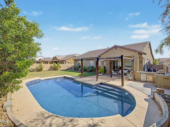 18172 W BUCKHORN Drive, Goodyear, AZ 85338