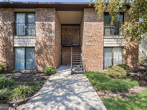 2nd image of 42 W Bluebell Ln
