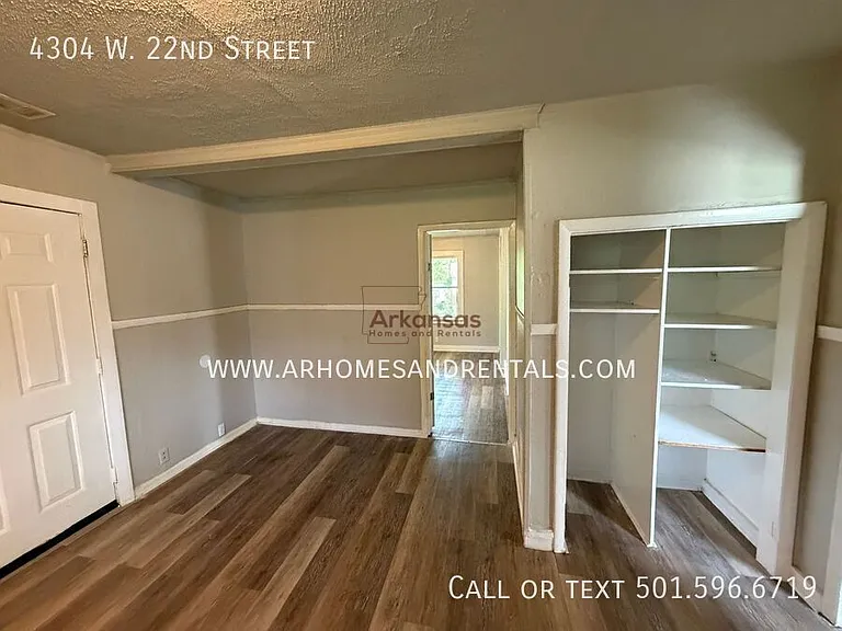 4304 W 22nd St — Photo 11