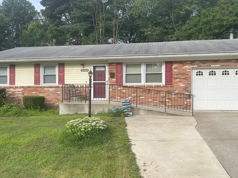 4311 Hendricks Dr — Photo 46