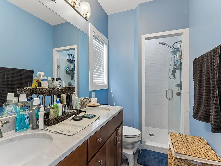 22 Twin Oaks Dr — Photo 12