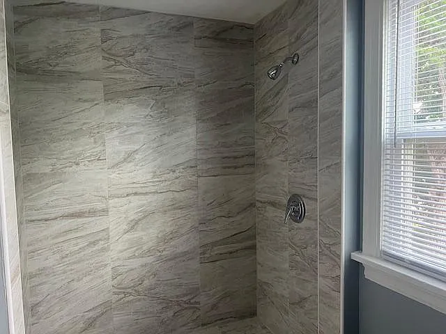 1724 NW Ash Ave — Photo 16