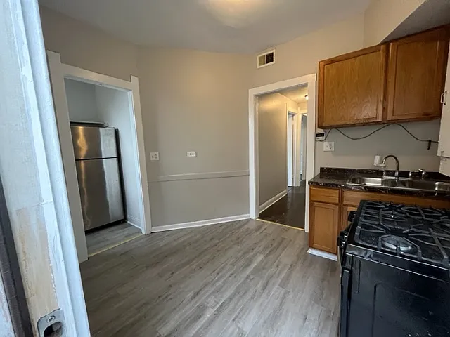 1607 S Lawndale Ave #3S — Photo 14