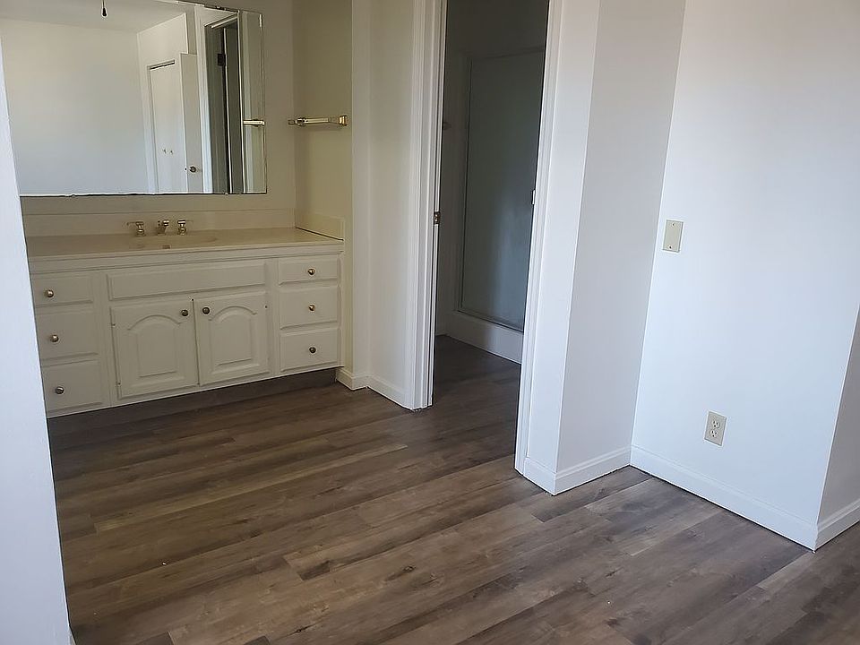 1st image of 1219 Burdette Ave