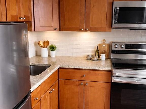 2nd image of 27 N Route 303 APT 4