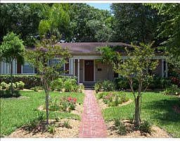 5th image of 114 S Matanzas Ave