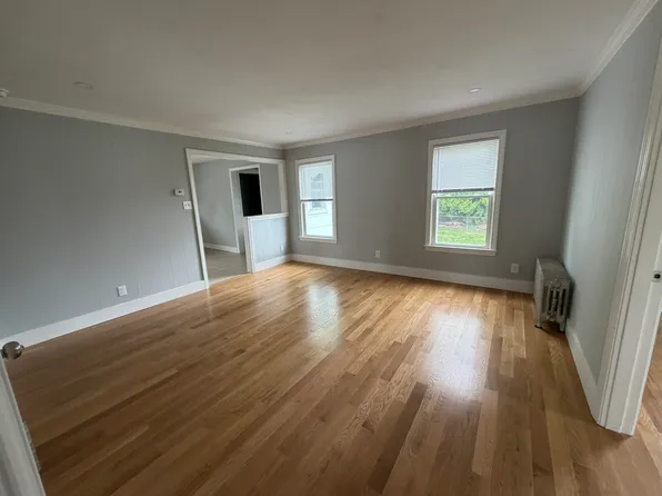 24 Summer St, Hudson, MA