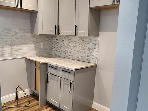 4th image of 1748 S Avondale St #1