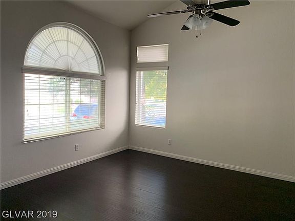 4th image of 2024 Paradise Peak Dr