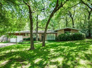 1205 Forrest Dr, Arlington, TX 76012