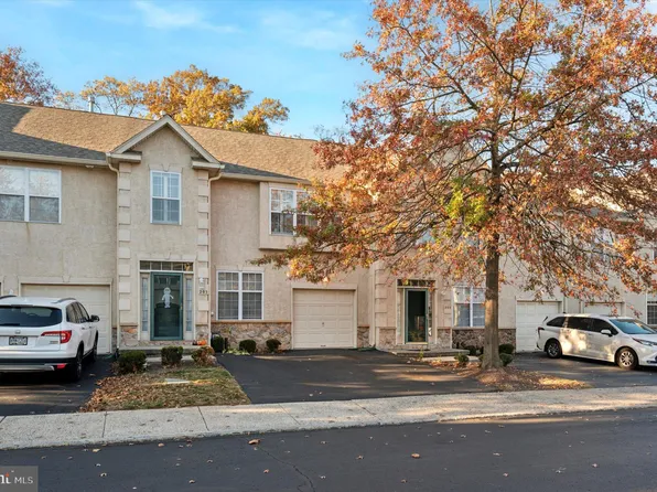 203 Warwick Way, North Wales, PA 19454