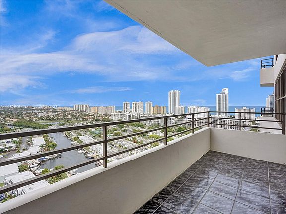 2500 Parkview Dr APT 2307, Hallandale Beach, FL 33009 | MLS #A11479549 ...