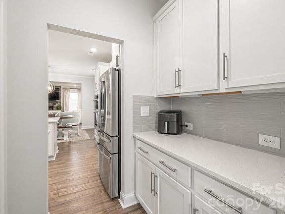 5th image of 1135 Ashe Meadow Dr