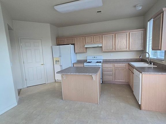 3rd image of 356 Royal Troon Dr