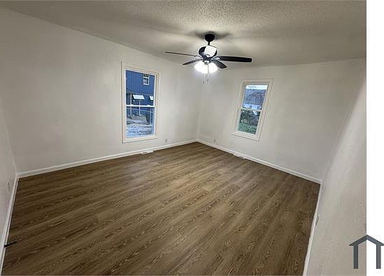 4th image of 101 W 6th St