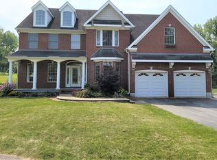 2445 W Substation Rd, Connersville, IN 47331