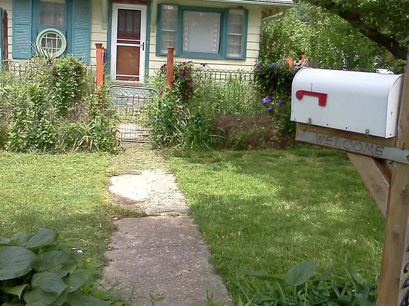 11424 E 15th St S, Independence, MO 64052