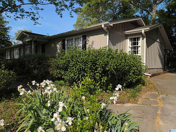 3rd image of 3000 Dolly Ridge Dr