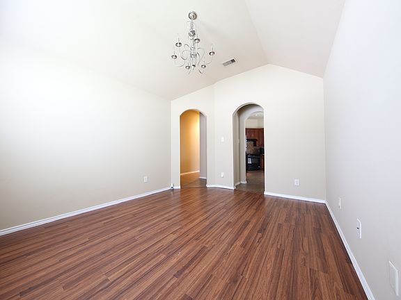 3rd image of 12807 Pecan Shores Dr