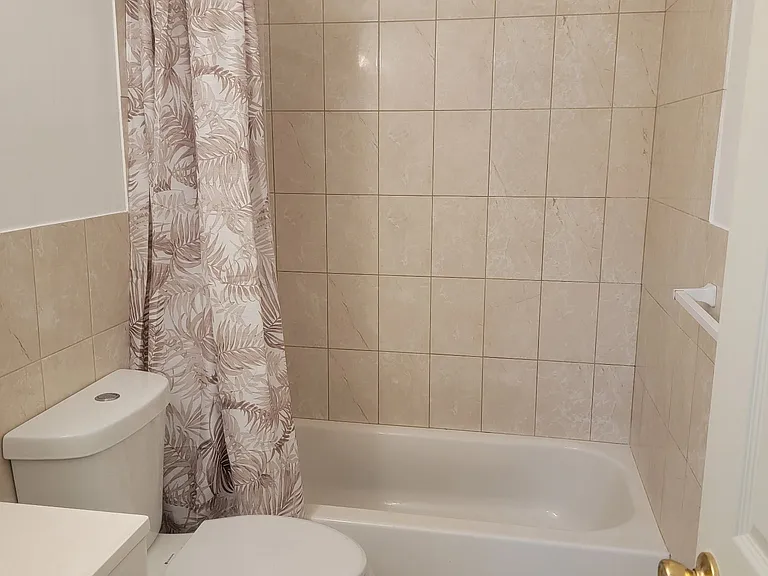 284 Storm Dr #285 — Photo 7
